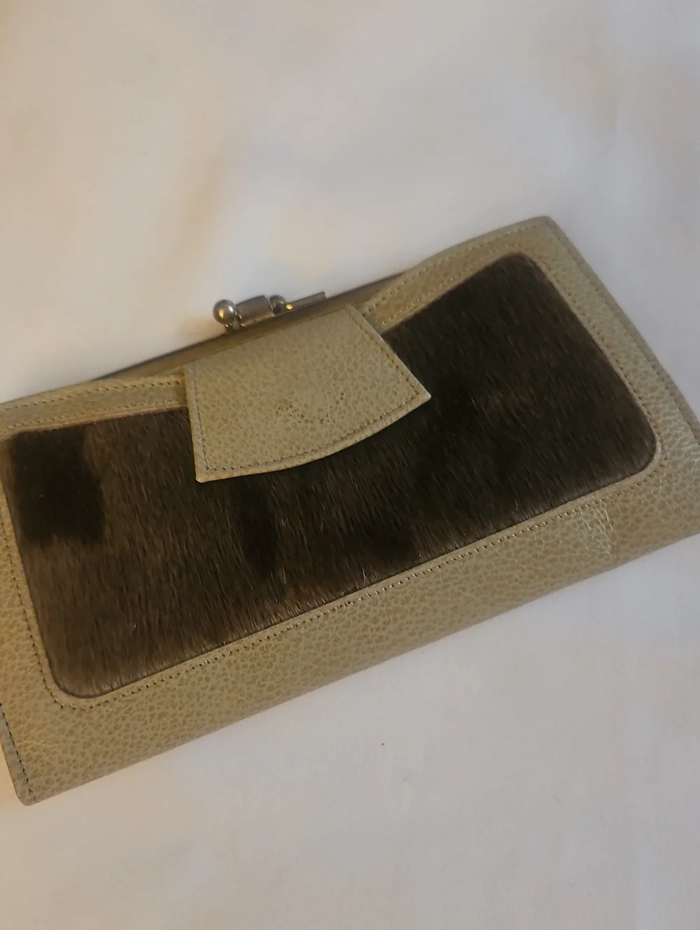 Vintage Women's Beige and Dark Brown Haircalf Wallet